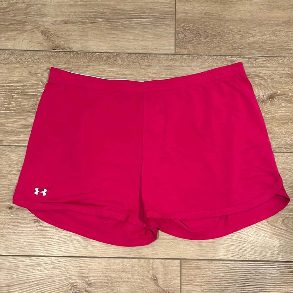 3/30 ❤️ Under Armour Women's Bright Pink Athletic Shorts